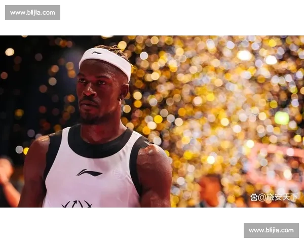 巴特勒武汉跨界挑战匹克球 运动天赋惊艳全场