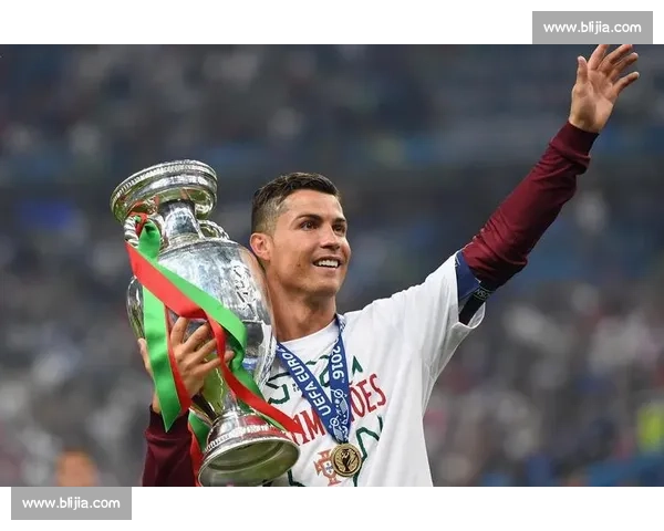 伤病缠身仍勇往直前，她的金靴奖更显珍贵